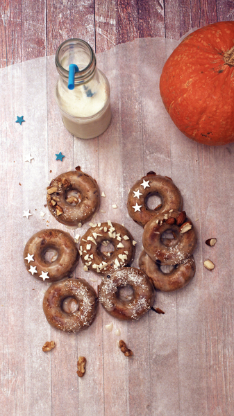 Baked pumpkin donuts 