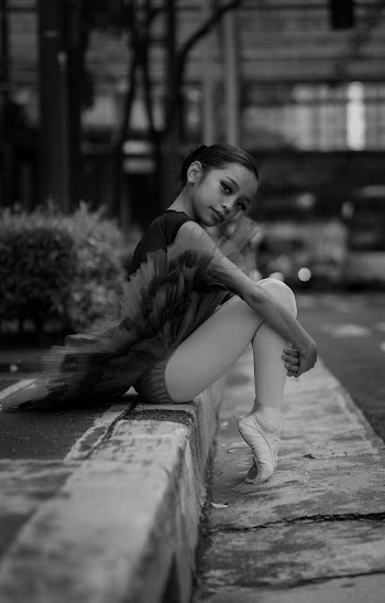 Ballerina on the Street