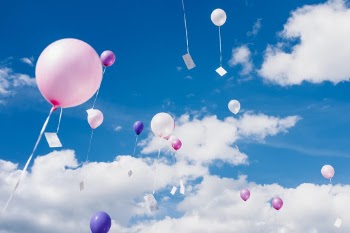 Ballons in the sky