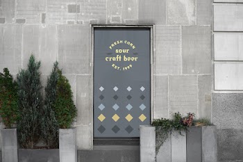 Bar Window PSD Mockup fresh sour corn craft beer st. 1999 