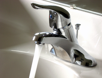 Bathroom single handle tap water chrome
