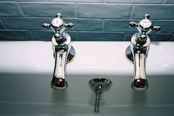 bathTaps.JPG