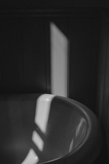 Bathtub