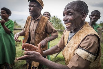 Batwa Pygmies, African tribe, Mgahinga | Free Photo - rawpixel