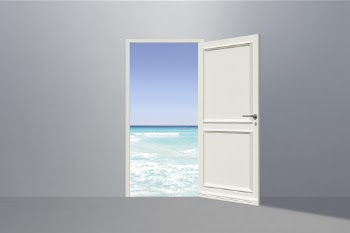 Beach behind door background, abstract | Free Photo - rawpixel