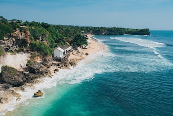 Beautiful Bali House on Beach