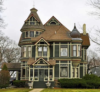 Beautiful Victorian Era Home Port Huron MI.jpg