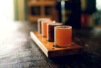Beer samplers | Free Photo - rawpixel