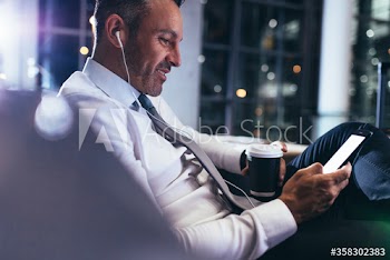 Best airport lounge