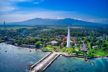 Bird's Eye View Photography Of City Near Ocean