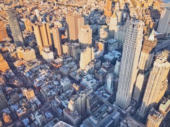 bird's eye view of city buildings
