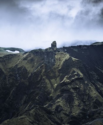 bird's-eye view of mountain