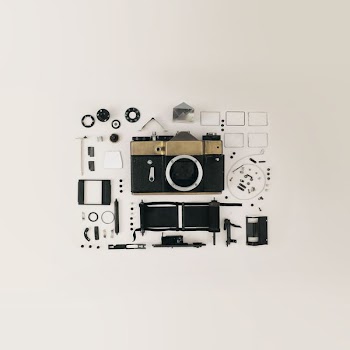 black and gray camera kit