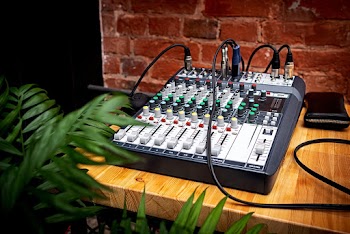 Black and White Audio Controller