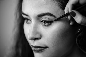 Black And White Woman Gets Makeup