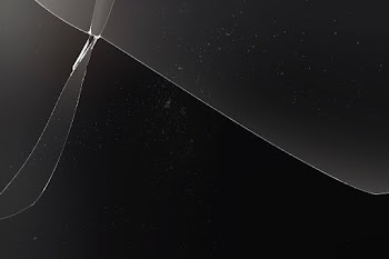 Black background vector broken glass effect | Free stock illustration | High Resolution graphic