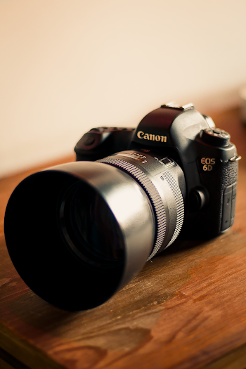 Black Canon Dslr Camera