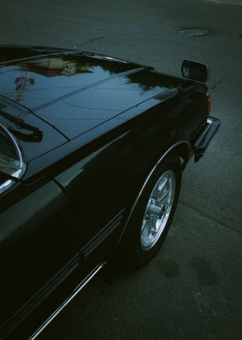 Black Car on Gray Asphalt Road · Free Stock Photo