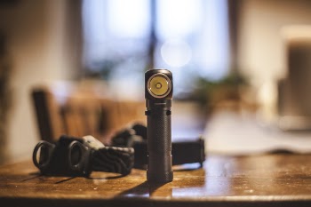 Black Cylindrical Device