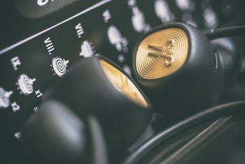 Black Earbuds