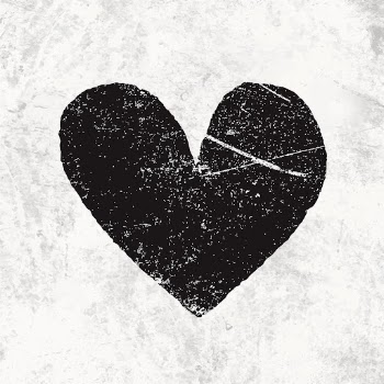 Black grunge heart clipart, dark | Free Vector - rawpixel