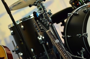 Black Guitar Stackhead