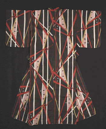 black kimono with red, white | Free Photo - rawpixel