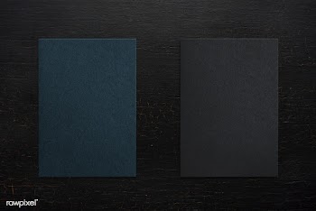 Black paper set mockup on wooden background | Free stock psd mockup - 578674