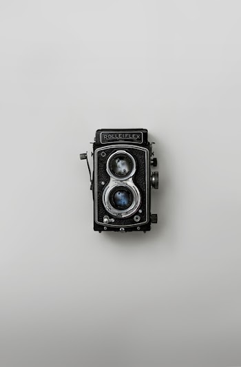 Black Rolleiflex Reel-to-reel Projector