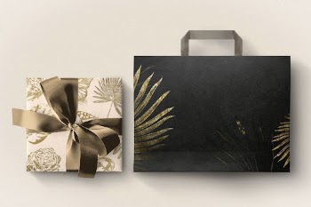 Black shopping bag & gift | Free Photo - rawpixel