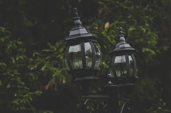 Black Street Lamps