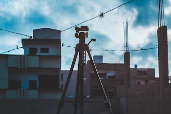 Black Tripod