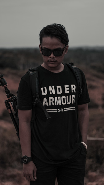 Black Under Armour Crew-neck T-shirt
