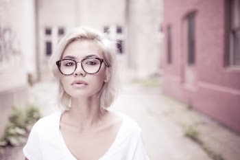 Blonde Woman &amp; Glasses Free Photo 