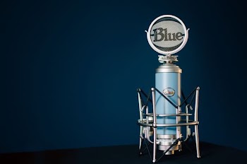 blue and gray Blue condenser microphone