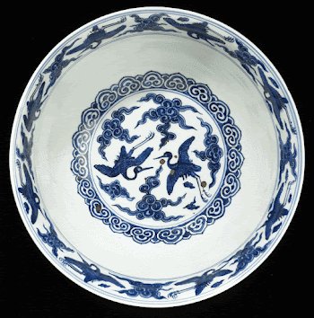 blue and white; slightly flared | Free Photo - rawpixel