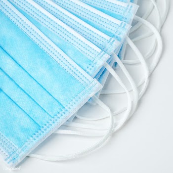 Blue medical face mask for coronavirus protection  | Free  photo - 2302396