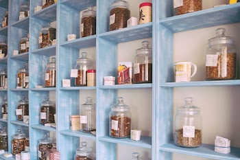 Blue tea cupboard 2