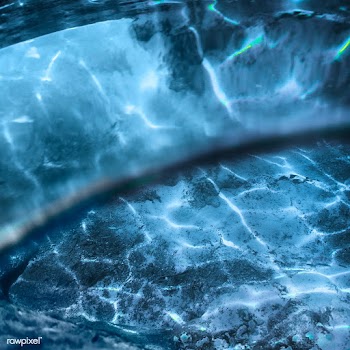 Blue underwater depth | Free stock photo - 68047