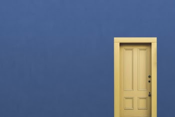 Blue wall background, yellow panel | Free Photo - rawpixel