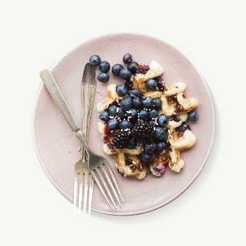Blueberry waffles breakfast collage element | Free PSD - rawpixel