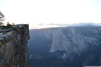 body of mountain during daytime