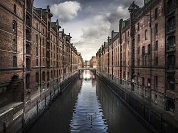 Body Water Across Buildings