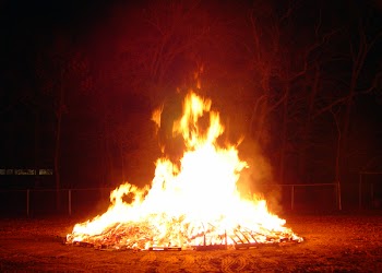 bonfire-1.jpg