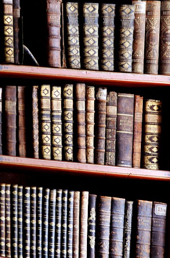 bookCN_1412.jpg