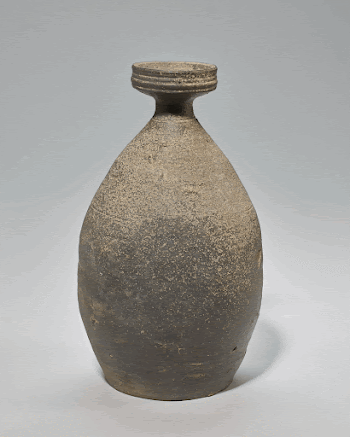 bottle small, unadorned graceful body | Free Photo - rawpixel