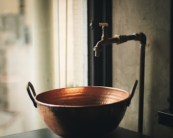 Brass-colored Bowl