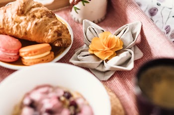 Breakfast in bed 4