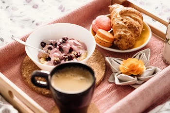 Breakfast in bed 8