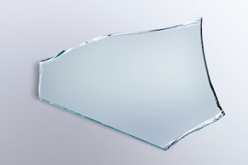 Broken mirror PSD effect shard of glass | Free stock illustration | High Resolution graphic